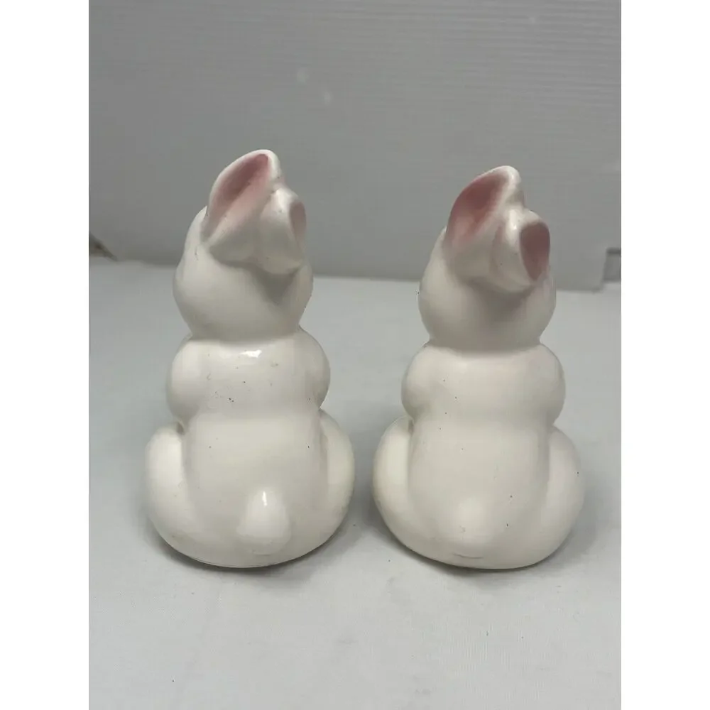 Vtg Salt Pepper Shaker Set Bunny Rabbits Mid Century White‎ Pink Easter Spring